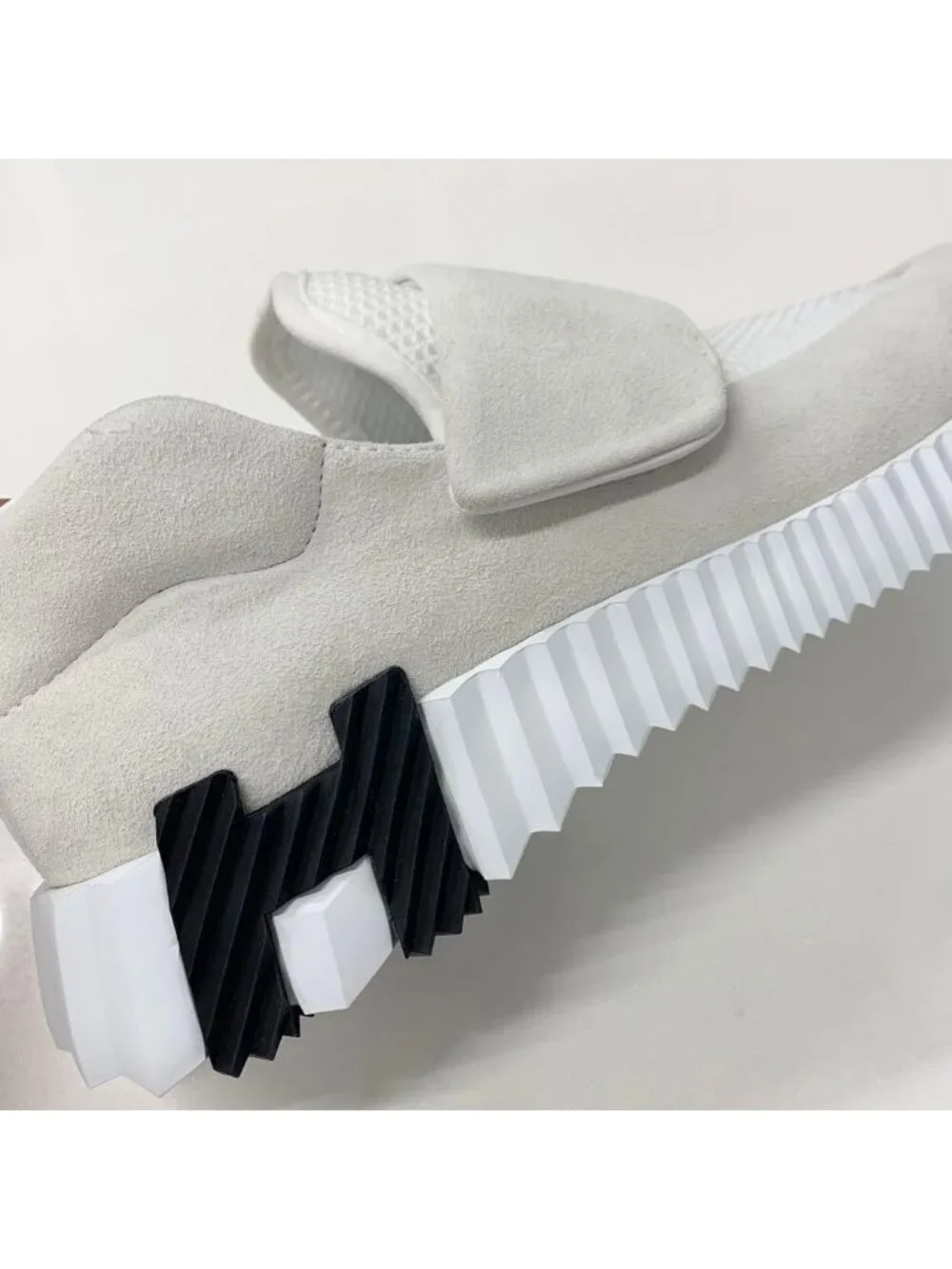 Hermes Suede Fabric Velcro Sneakers White - Picture 9 of 10